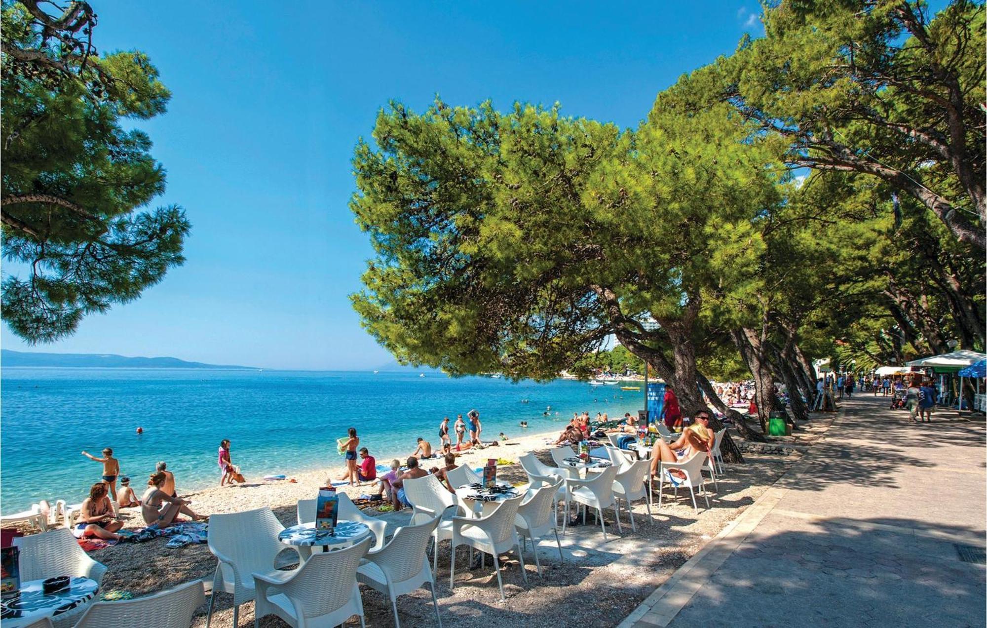 Awesome Apartment In Makarska With Wifi Zewnętrze zdjęcie